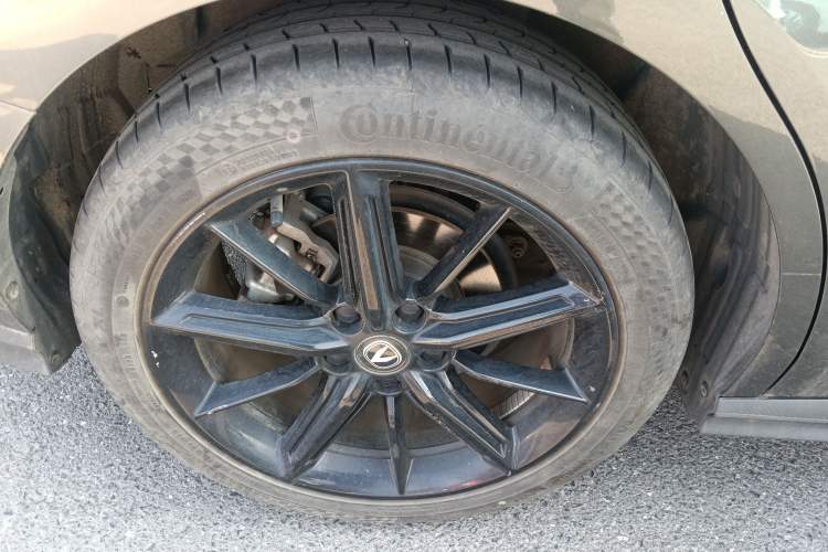 Used Changan UNI-V 2022 1.5T Prestige Version
