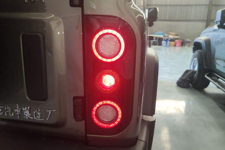 Used 212 T01 2024 2.0T Mechanic