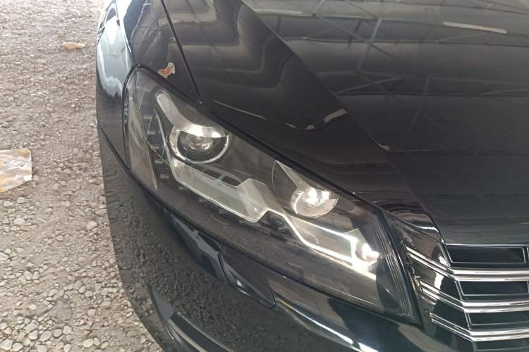 Used Volkswagen Passat 2011 2.0 TSI DSG Premium Edition Right Front Headlight