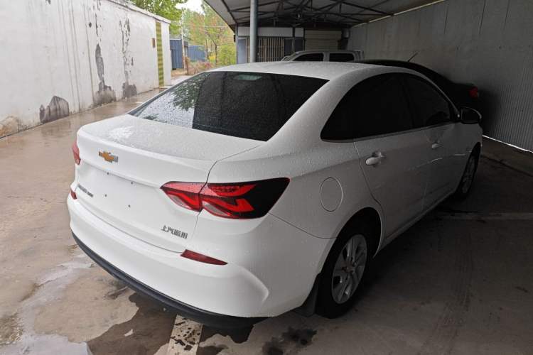 Used Chevrolet Monza 2019 320T Manual Xinxin Edition China VI Rear Right 45 Deg