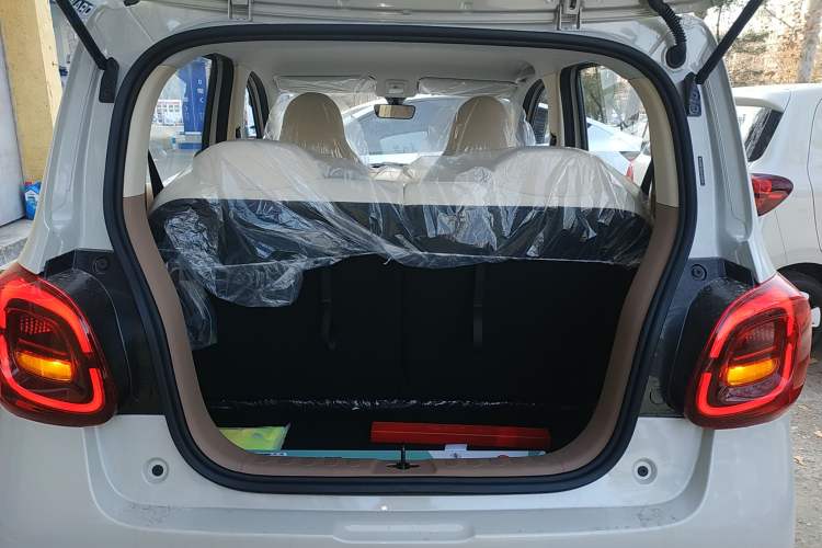 Used Wuling Hongguang MINIEV 2025 Four-Door Version Advanced Edition
