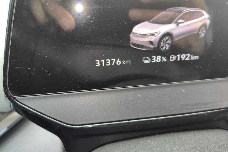 Used Volkswagen ID.4 CROZZ 2021 Long-Range Lite PRO Two-Wheel Drive Version Odometer Close Up