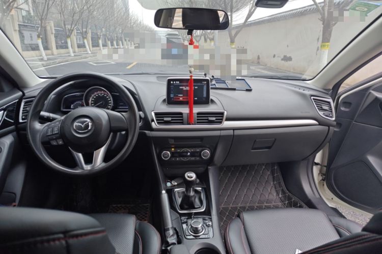 Used Mazda 3 Axela 2016 Sedan 1.5L Manual Luxury Model Center Console