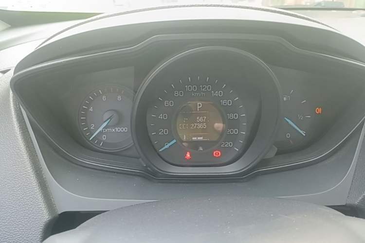 Used Ford Escort 2019 Facelifted 1.5L Automatic ZhiXiang Version (Tire Pressure Monitoring) China V Standard
