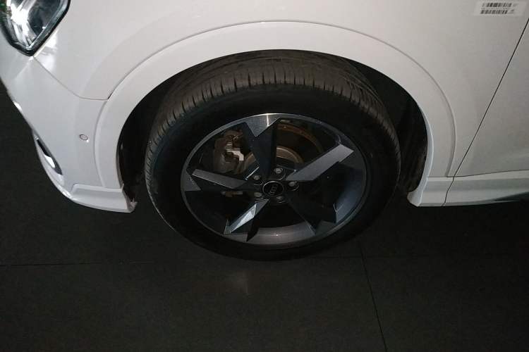 Used Audi Q3 2024 35 TFSI Fashion Dynamic Edition
