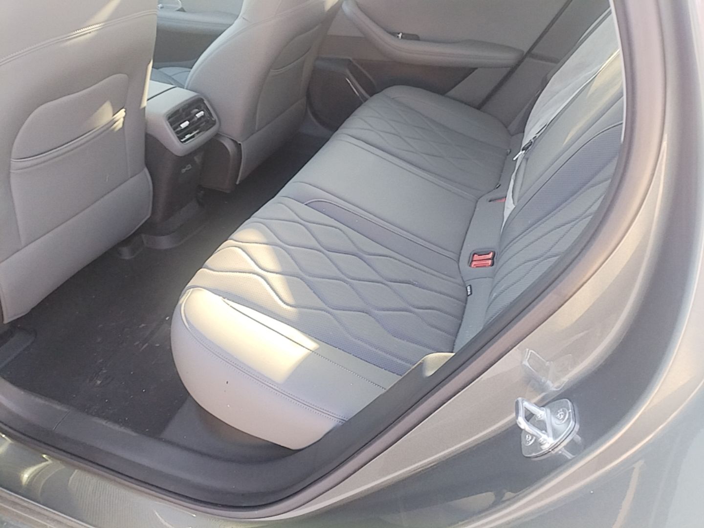 Geely Galaxy A7 2025 Model EM-i 150km Exploration+ Edition — снимка 20
