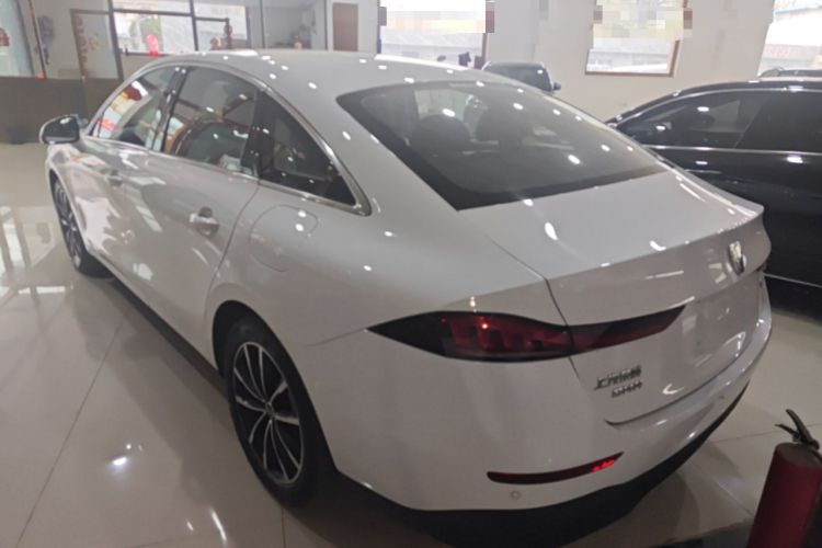 Used Roewe D7 2025 DMH 125km World Champion Edition Rear Left 45 Deg