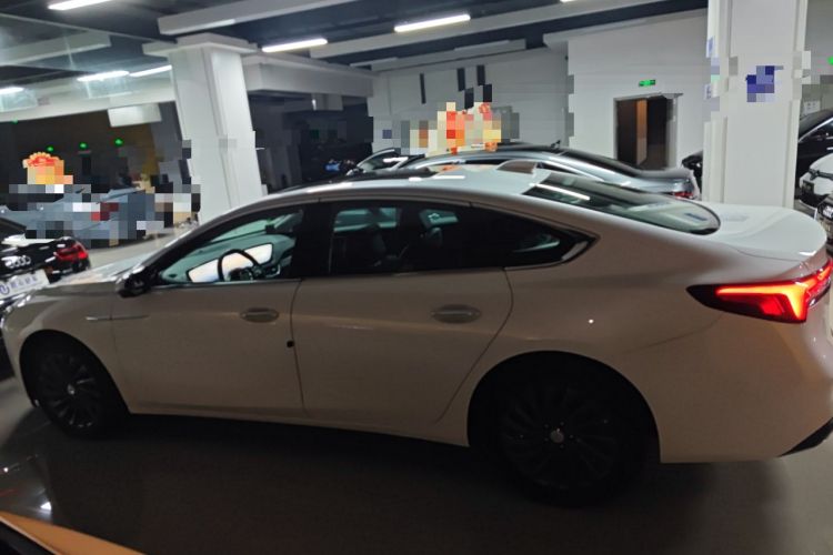 Used Buick LaCrosse 2025 28T Platinum Edition