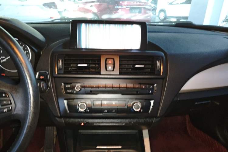 Used BMW 1 Series 2013 Revised 116i Leading Edition Audio And AC Panel