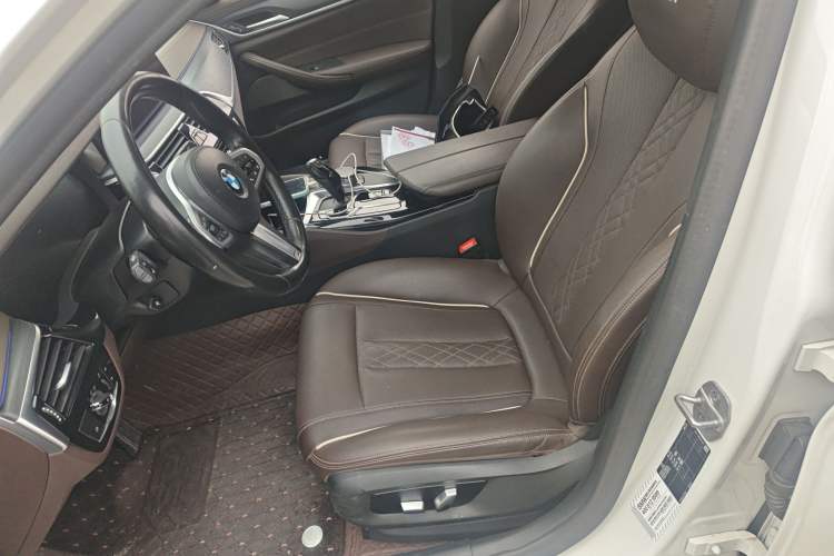 Used BMW 5 Series 2021 Facelifted 530Li Leading Edition M Sport Package