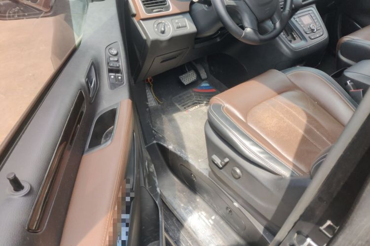 Used SAIC MAXUS G10 2018 PLUS 2.0T Automatic Luxury Executive Edition Driver Seat