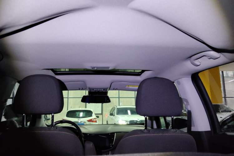 Used Chevrolet Trax 2017 1.4T Automatic Two-Wheel Drive Comfort Version