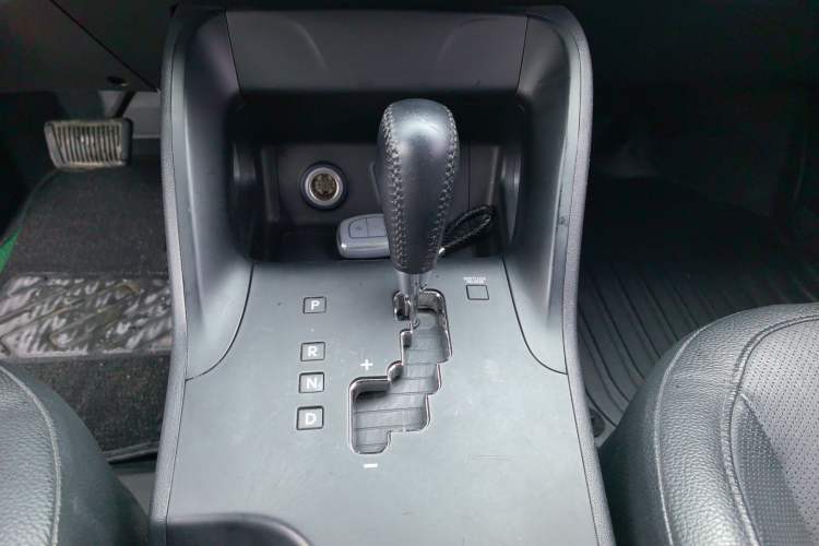 Used Hyundai ix35 2015 2.0L Automatic 2WD Smart Version China V Standard