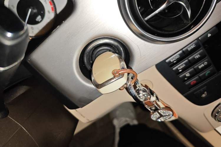 Used Mercedes-Benz GLK-Class 2013 GLK 300 4MATIC Dynamic Sunroof Model Vehicle Key