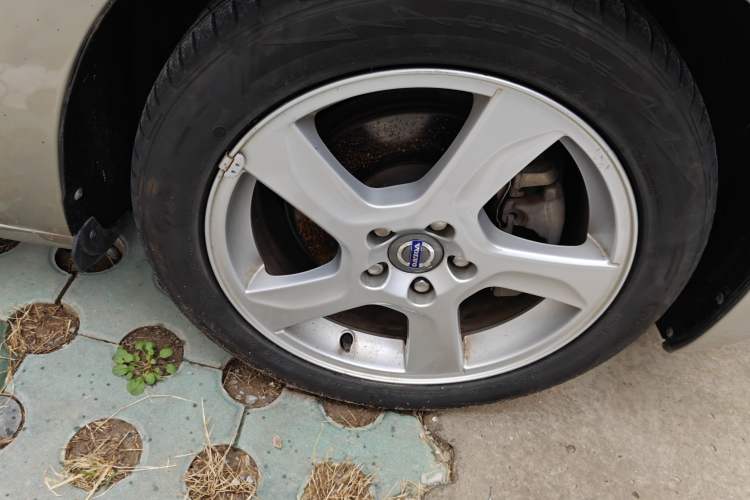 Used Volvo S60 2013 T5 Comfort Edition