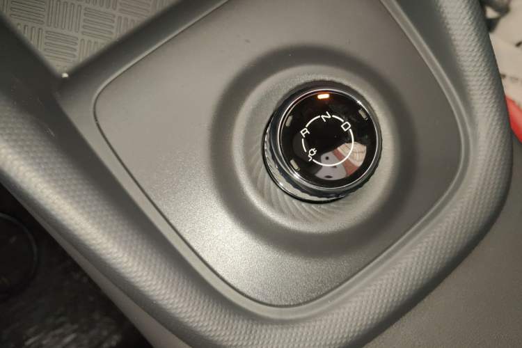 Used Wuling Hongguang New Energy 2024 All-Electric Model 300KM Practical Version
