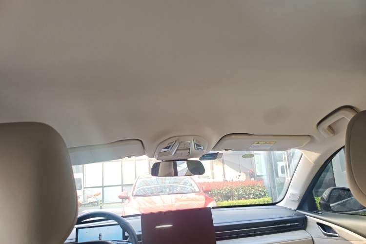 Used Wuling Xingguang 2023 150 Advanced Edition Headliner