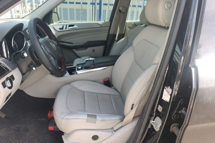 Used Mercedes-Benz M-Class 2014 ML 320 4MATIC
