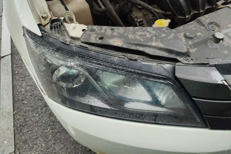 Used Geely Auto Emgrand 2014 Sedan 1.5L Manual Elite Model