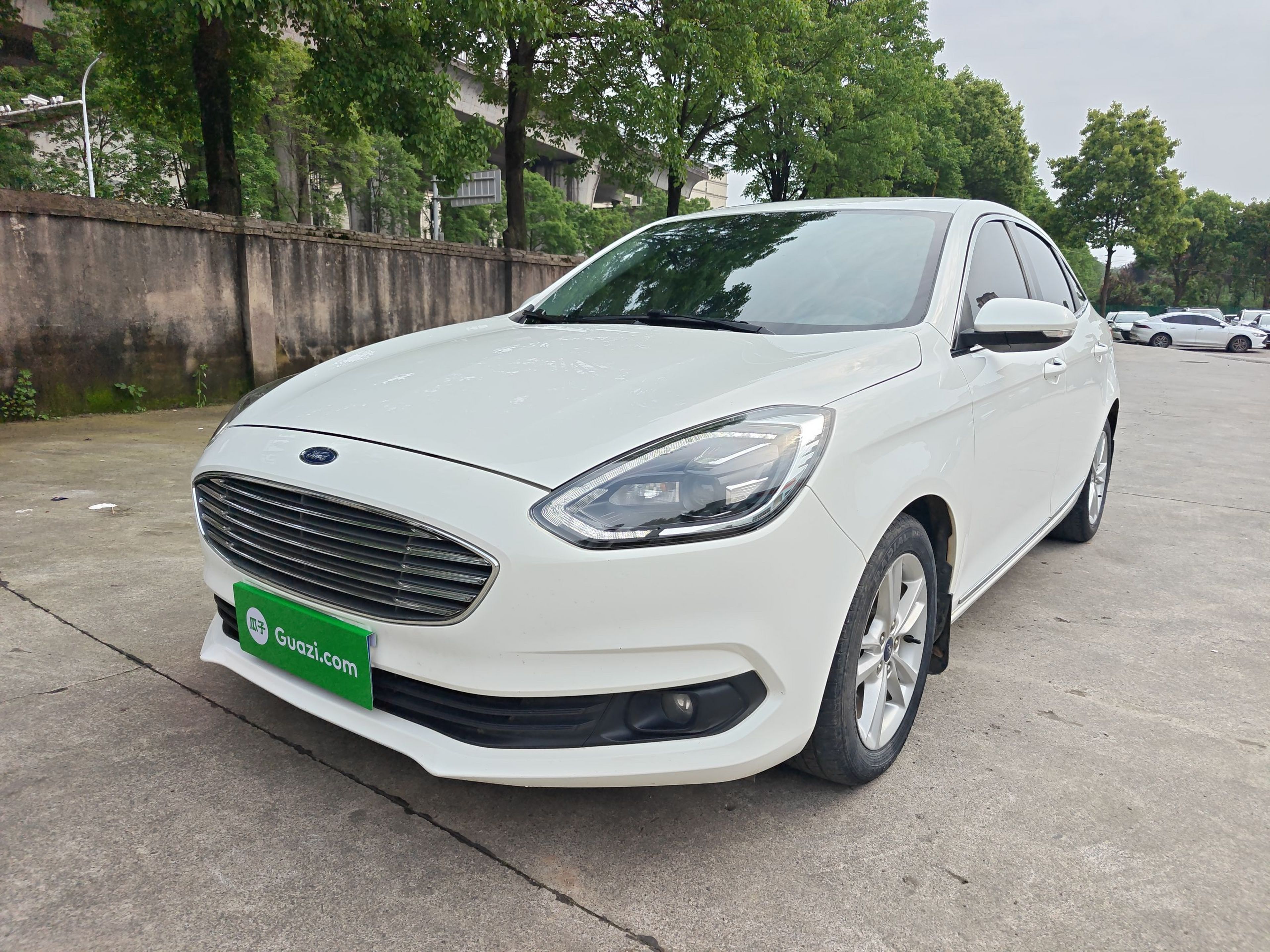 Parte inferior delantera