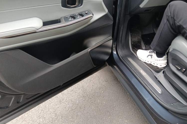 Used Nio ES8 2020 580 km Range Signature Edition Six-Seater Version
