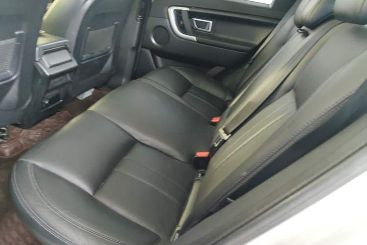 Used Land Rover Discovery Sport 2016 2.0T SE Left Rear Seat