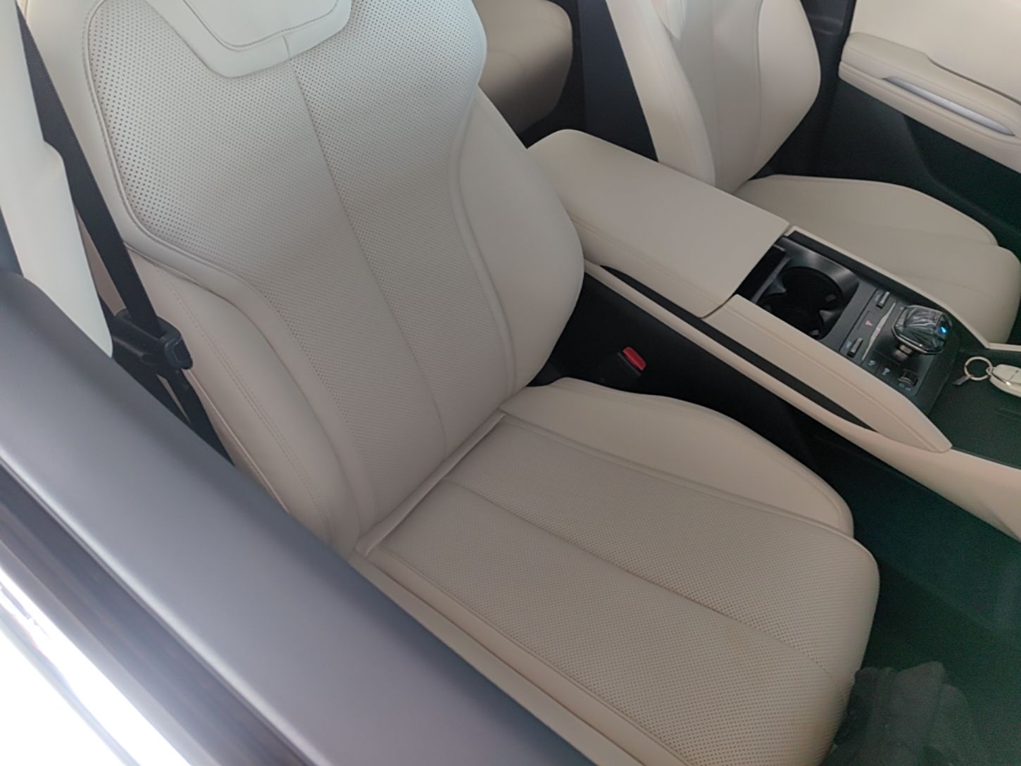 BYD Qin L 2024 DM-i 80KM Beyond Model — снимка 19