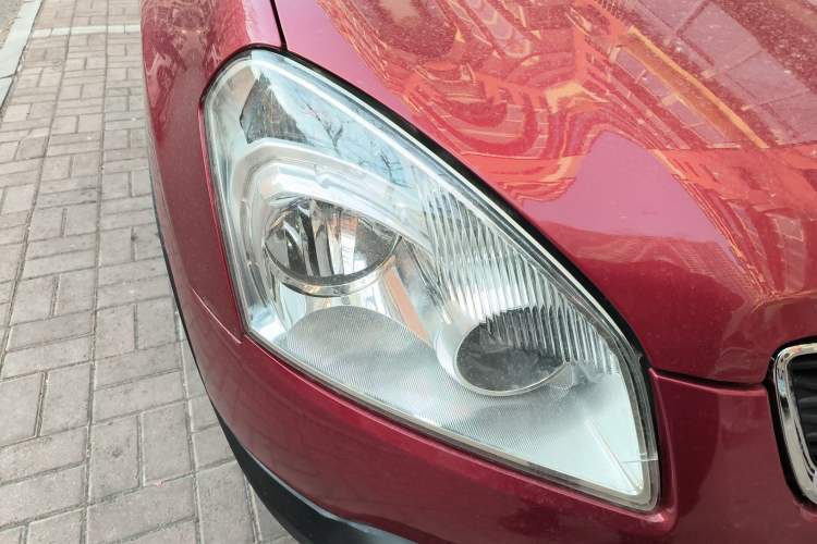 Used Nissan Qashqai 2011 2.0 XV Lea CVT 2WD
