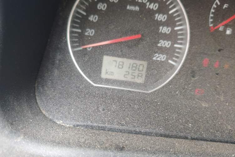 Used Jinbei Express 2017 2.0L Standard Version V19