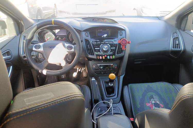 Used Ford Focus 2013 2.0T ST Orange Edition