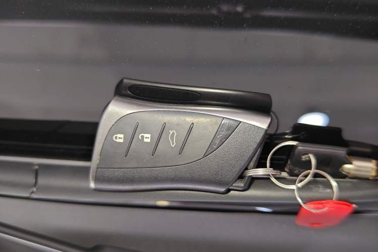 Used Lexus ES 2020 200 Excellence Edition