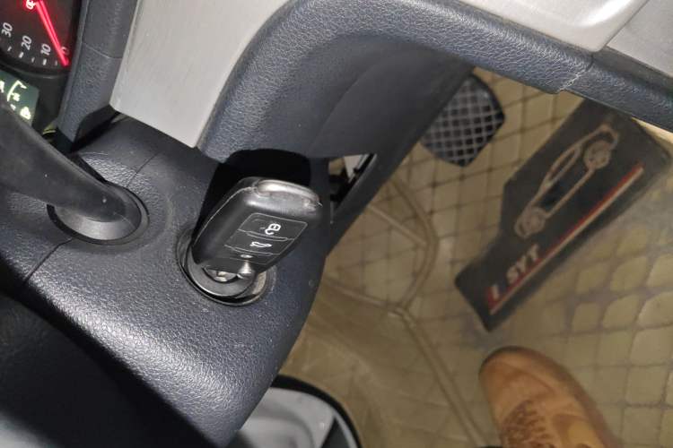 Used Volkswagen Lavida 2013 Revised Version 1.4 TSI DSG Comfort Edition Vehicle Key