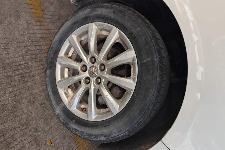 Used Buick GT 2013 GT 1.8L Automatic Fashion Edition