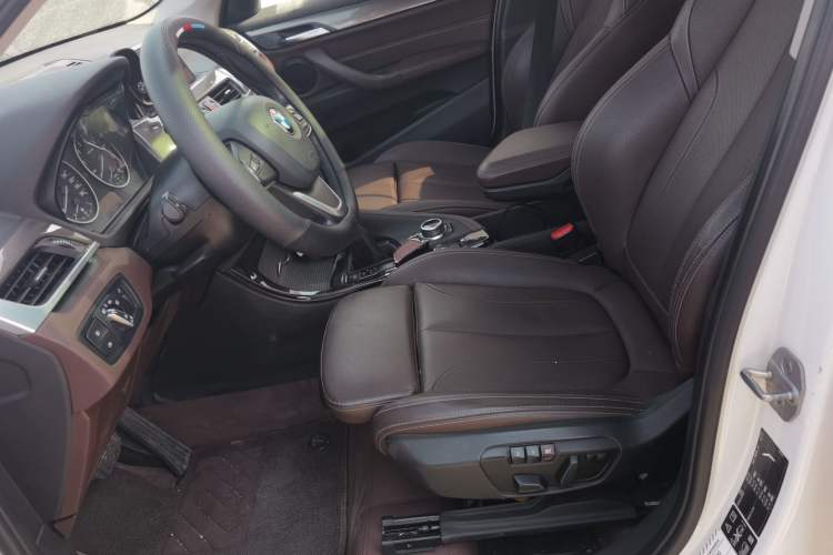 Used BMW X1 2018 xDrive20Li Luxury Edition Left Front Seat