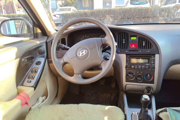 Used Hyundai Elantra 2007 1.6L Manual Comfort Model Steering Wheel