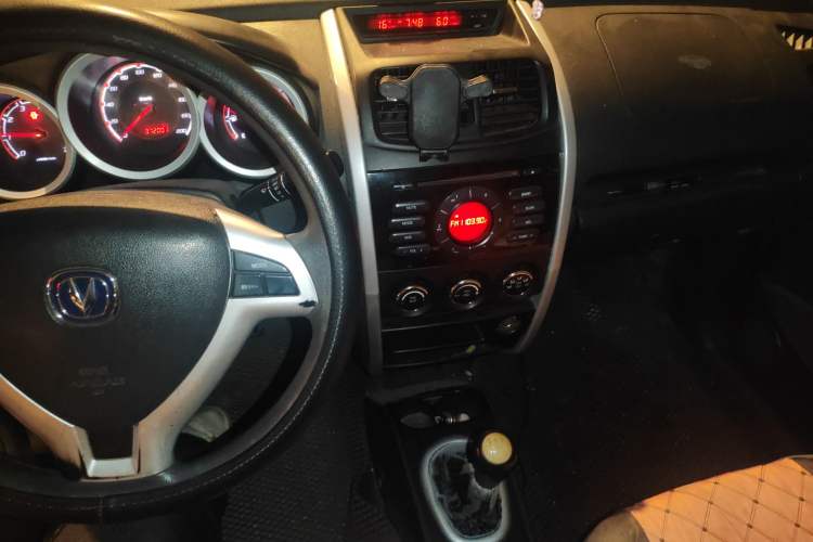 Used CHANGAN CX20 2014 1.4L Manual Sport Version China IV Standard
