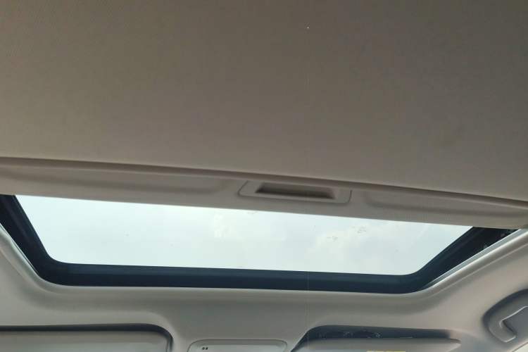 Used Buick GT 2017 15N Automatic Elite Version