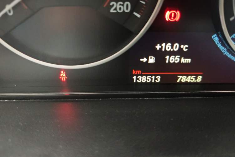 Used BMW 3 Series 2015 328i Sport Design Package Odometer Close Up