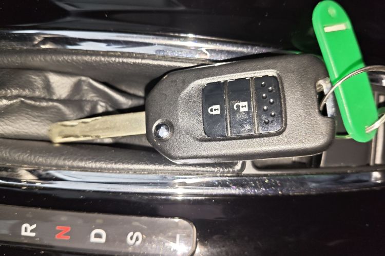 Used Honda Vezel 2020 1.5L CVT Elite Edition
