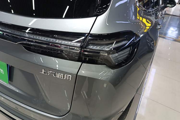 Used Buick Envision 2026 Model Equinox Plus Four-Wheel-Drive Avenir Aivia Right Rear Taillight