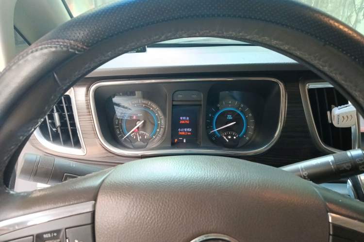 Used Buick GL8 2011 3.0L GT Luxury Business Haoya Edition Instrument Cluster