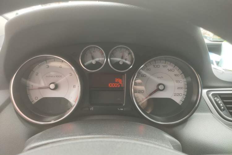 Used Peugeot 308 2014 Enjoy Edition Classic 1.6L Manual YouShang Model Instrument Cluster