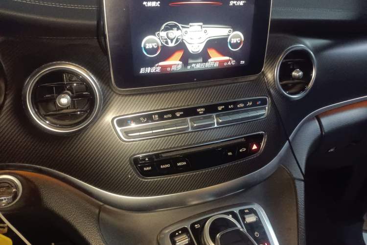 Used Mercedes-Benz V-Class 2018 V 260 AMG Sport Edition China V Emission Standard