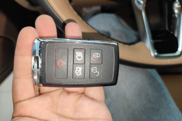 Used Jaguar XFL 2023 XFL 2.0T P250 Two-Wheel-Drive Luxury Deluxe Edition
