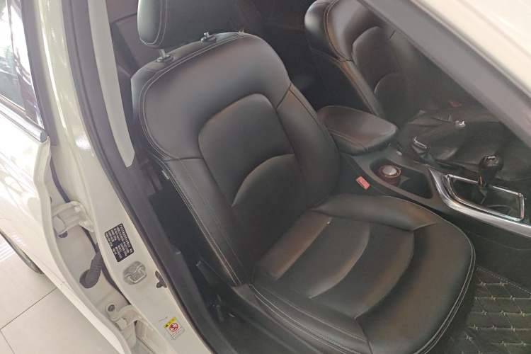 Used GAC Trumpchi GA6 2016 235T Manual Elite Edition Right Front Seat