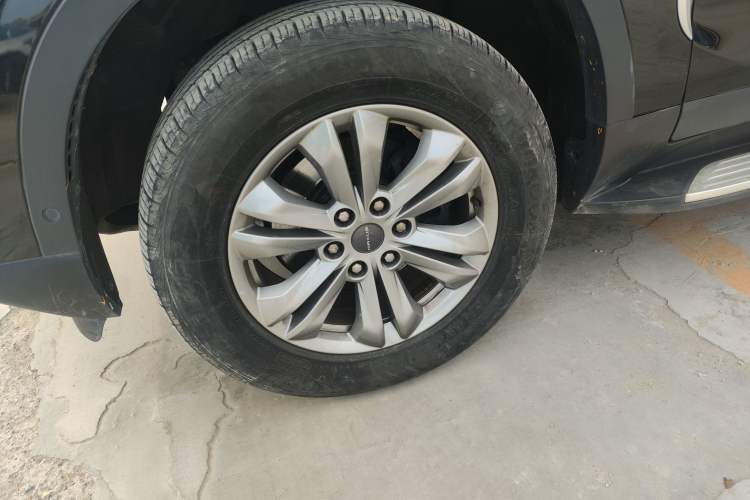 Used SAIC MAXUS D90 Pro 2020 2.0T Gasoline 4x4 Luxury Edition 6 Seats
