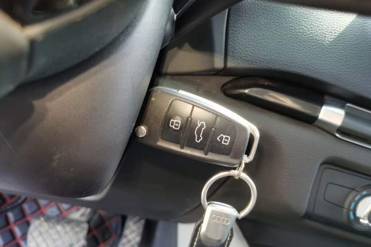 Used Audi A3 2019 Sportback 35 TFSI Sporty Version National V Vehicle Key