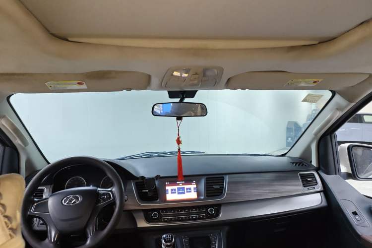 Used SAIC MAXUS G10 2016 1.9T Manual Elite Edition Diesel China V Standard