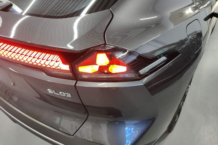 Used Deepal SL03 2025 Extended-Range Sporty Version