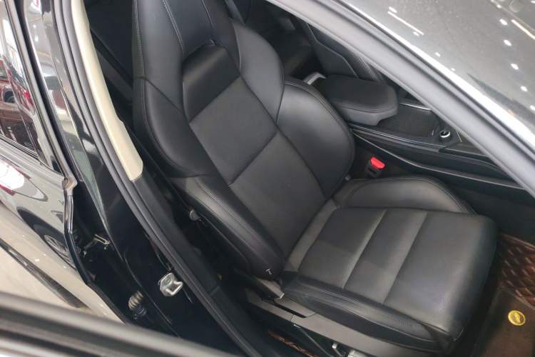 Used Lynk & Co 01 2021 2.0TD Two-Wheel-Drive Pro Trim
